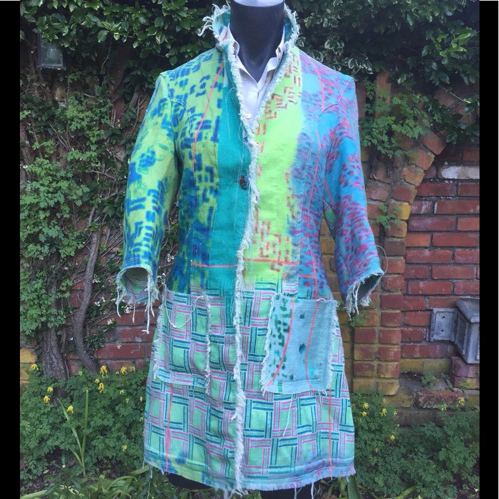Save the queen jacket size m